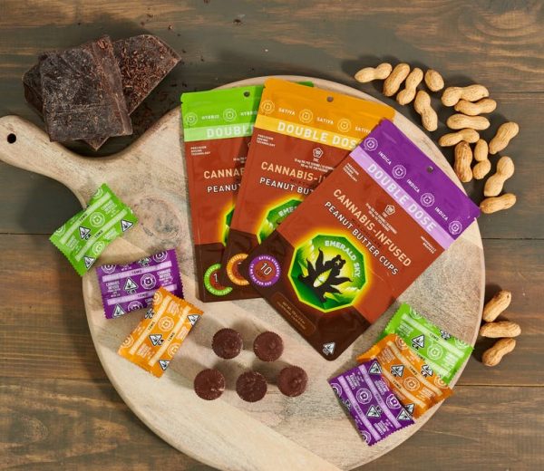Emerald Sky Peanut Butter Cups - Indica 100mg 10pk