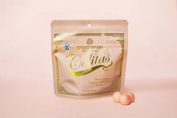 Groovy Colitas - CBD:THC 1:1 - Strawberry White Chocolate